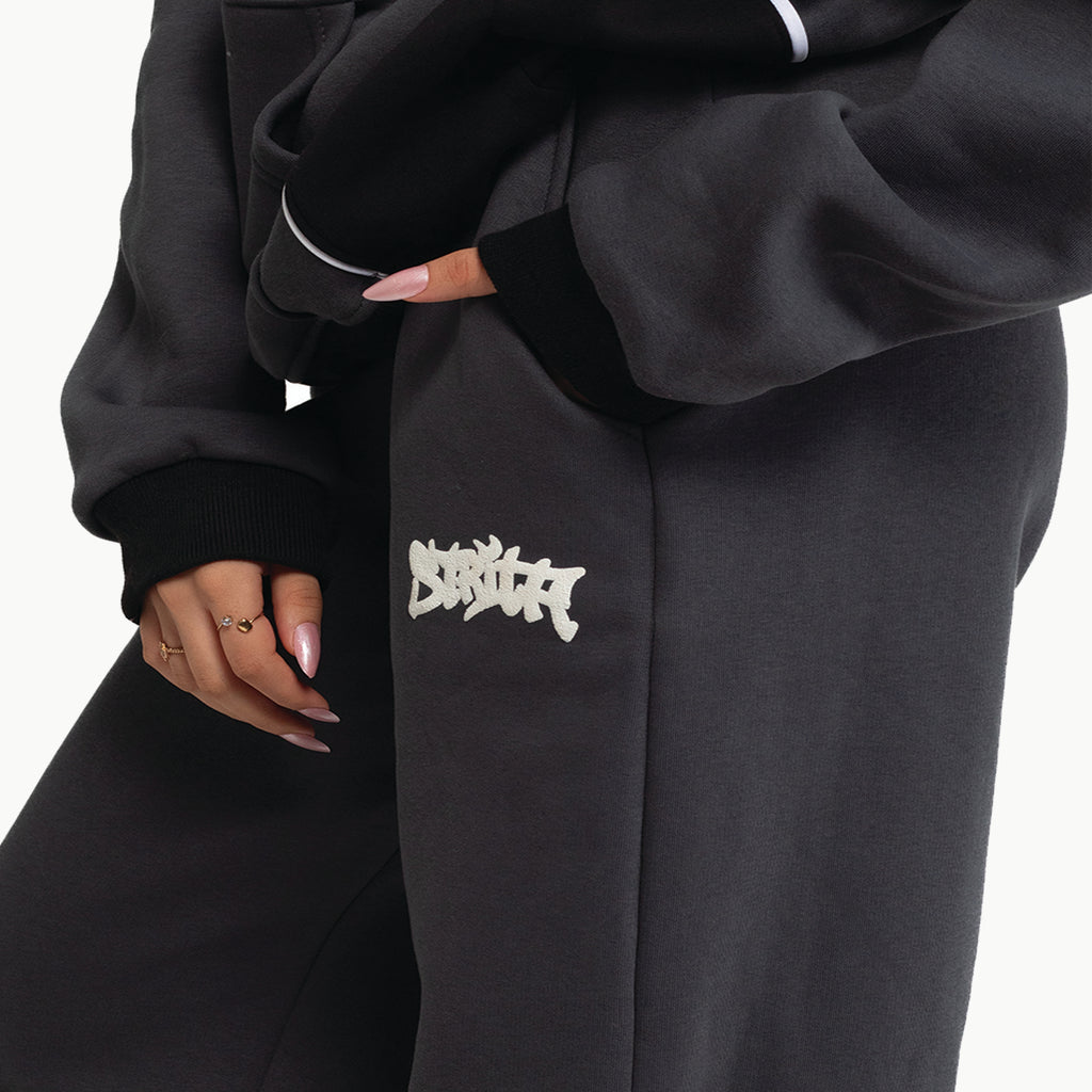 Strita Phantom Fit – Premium Unisex Streetwear Tracksuit